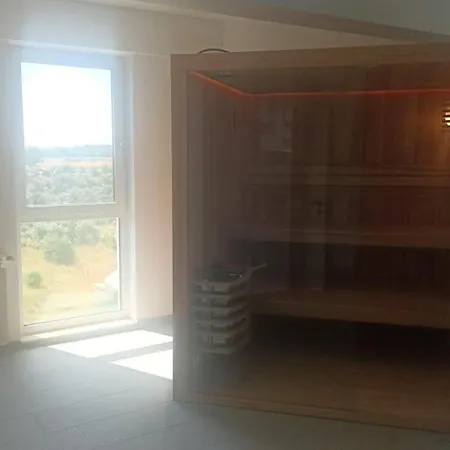 Alexxa Family Meraki & * Нэводари