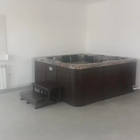 Alexxa Family Meraki &